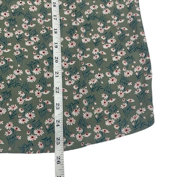 PaperMoon Sage Green Floral Print Button Back Top - Picture 6 of 7